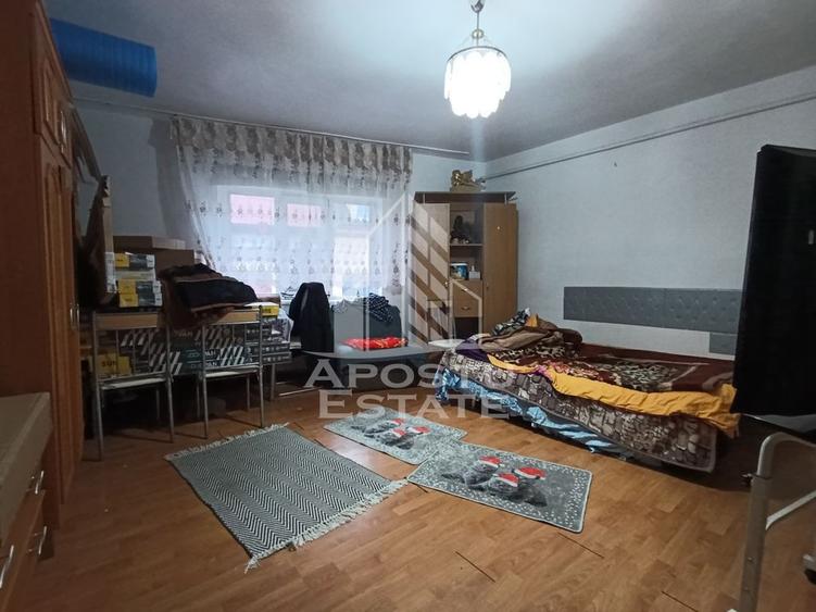 Casa individuala, anvelopata, curte proprie, renovata, Bo... - 3