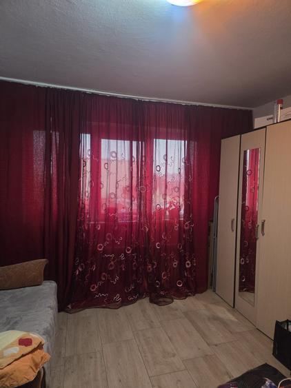 Garsoniera complex de inchiriat - 1