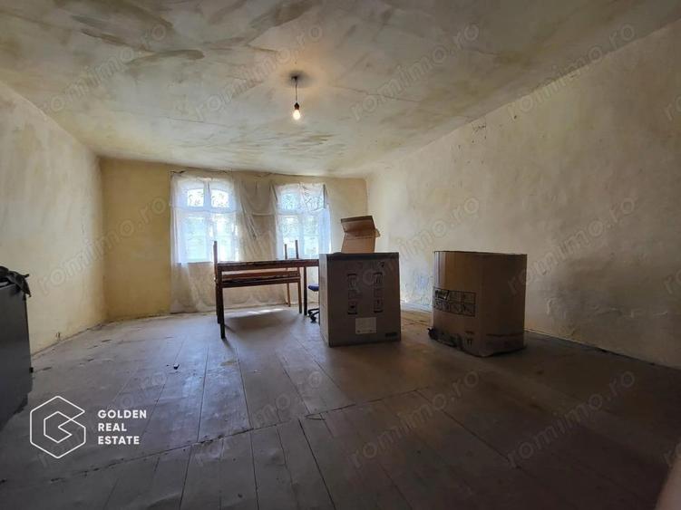 Casa cu teren de 1807 mp, Oras Lipova - 3