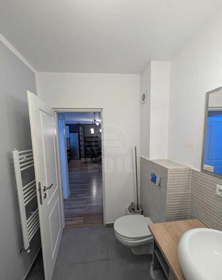 Apartament de 2 camere, semidecomandat, zona Florilor - 1