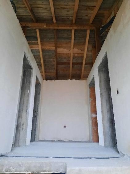 FARA COMISION in Tartasesti casa cu 4 - 5 camere P+E terasa mare camera tehnica - 24