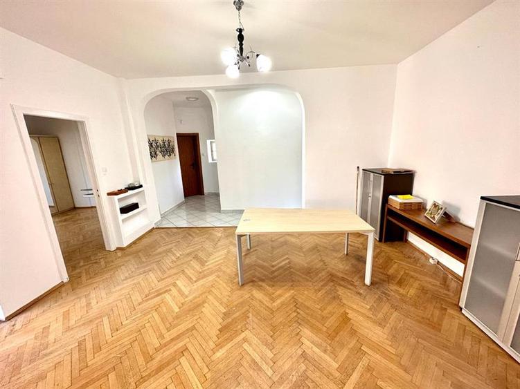 Inchiriere apartament cu 4 camere Rosetti Bloc Interbelic - 7