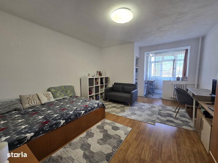 Metrou C-tin georgian-Garsoniera 31mp, balcon ?i aer condi?ionat - 10