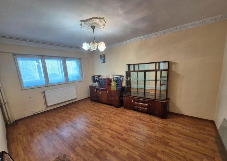 SPATIOS 3 camere confort 1 decomandat zona Vidin
