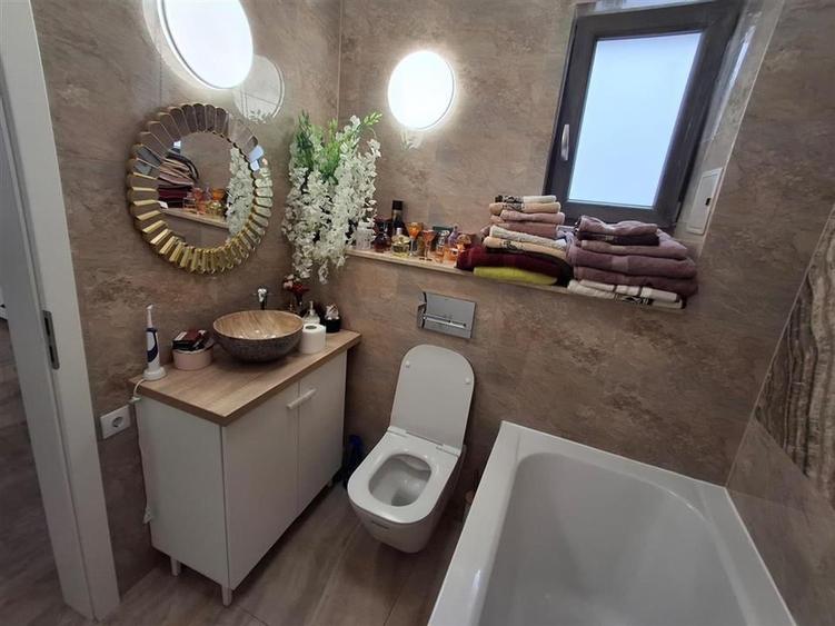 Apartament 3 camere 2 bai parcare zona Doamna Stanca - 10