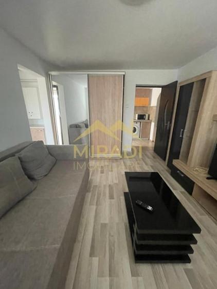 Vanzari Apartamente 2 Camere Piata Victoriei - 2