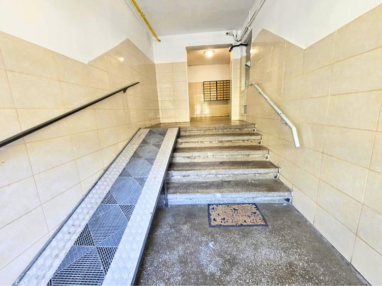 vand apartament cu 4cam proprietar,Bucuresti,Sos.Oltenitei 250 - 4