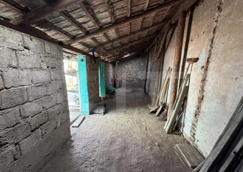 Casa saseasca, 3 camere, 700 mp teren, Sebe? - 2