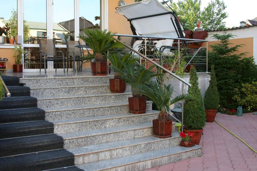 Zona Baneasa,Vila, superba, spatioasa, piscina,curte generoasa,etc.. - 4