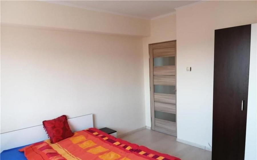 Apartament 3 camere de inchiriat, zona Unirii - 1
