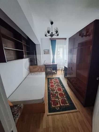 Apartament 3 Camere UMF - 450 euro - 11