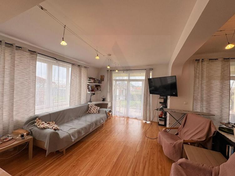 Casă modernă 140 mp utili 4 camere 2 bai si teren 490 mp in Șura Mica - 1