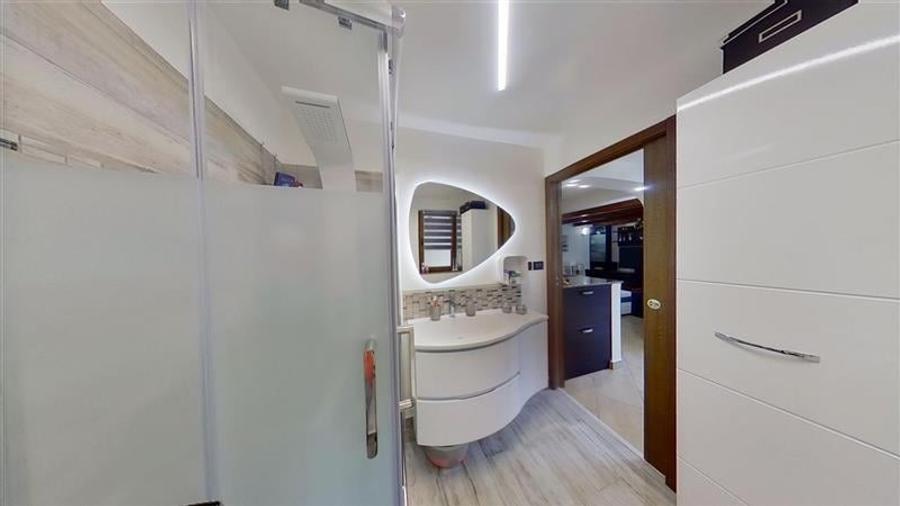 TUR 3D! Refugiu rafinat in Schei, Casa cu 3 camere amenajata cu stil, Brasov - 40