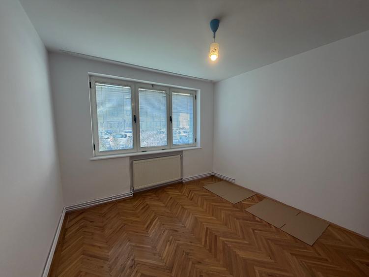 Apartament 2 camere - parter - Central - Vasile Milea - 6