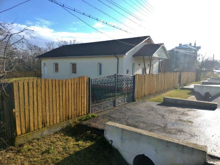 Vand casa in Viișoara, Botoșani, 135mp, construită în 2006, cu 700mp teren - 2