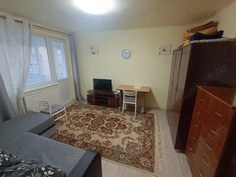 Garsoniera pentru inchiriat - 1