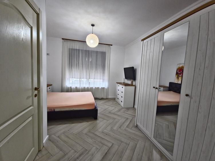 Mamaia Central 3 camere spatios Termen lung - 9