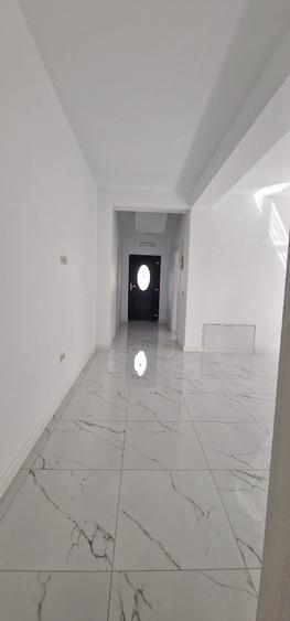 Casă cu Teren 320 Mp în Central
