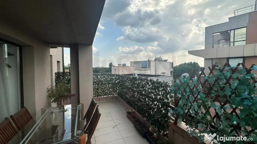 Apartament cu 3 camere decomandat în Herăstrău