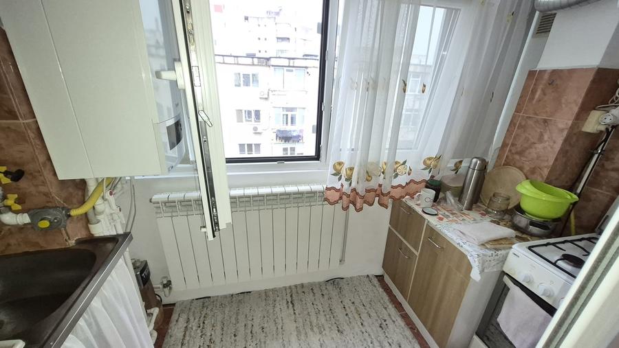 Apartament 2 camere - Poarta 6 - 78.000 euro (Cod E5) - 4