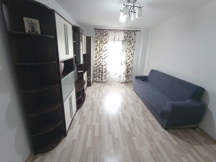 CHIRIE Nicolina,Apartament 2 camere DECOMANDAT, mobilat, utilat, mutare imediata
