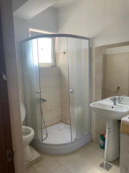 Apartament cu 3 camere, 70 mp, decomandat, etaj intermediar, parcare, zona Ira - 7