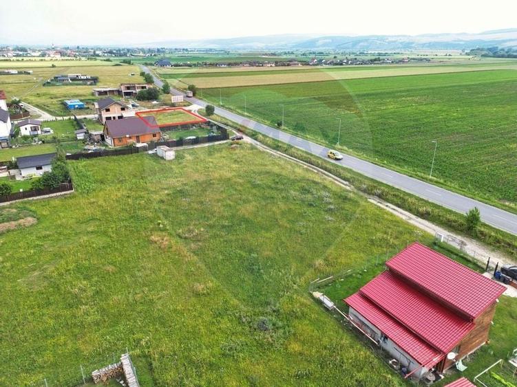 Teren intravilan cu dublu front stradal I Poiana Craitelor I Bod - 5