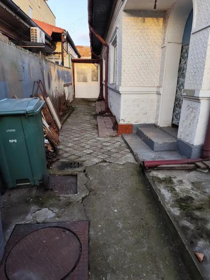 Casa cu 3 camere, curte proprie, Straule?ti, Sector 1 aproape de metrou - 4
