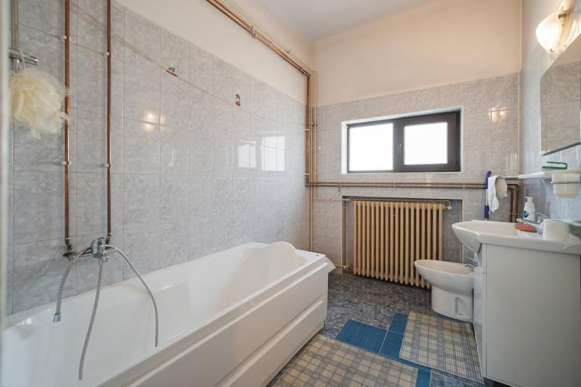 Reședință 173mp*Etaj 2/2 in vilă interbelică*5 camere-3 bai*Credit ipotecar - 17