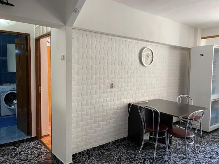 Apartament 2 camere Marasti, str. Dorobantilor, decomandat, et.1/8 - 4