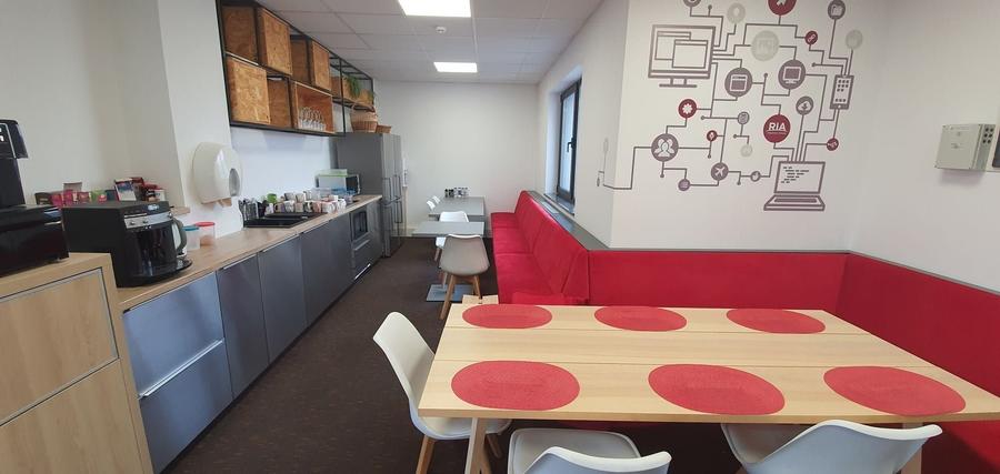 Spatiu modern de birouri, mobilat, terasa panoramica, Marasti - 13