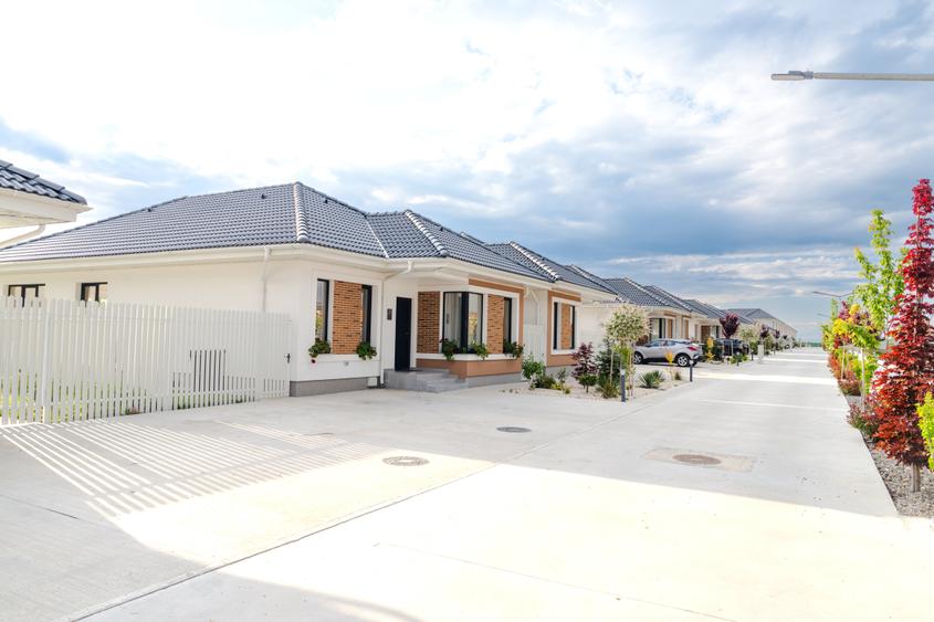 CASE FINALIZATE GATA DE MUTARE- 415 MP TEREN / 128 MP CASA - 3