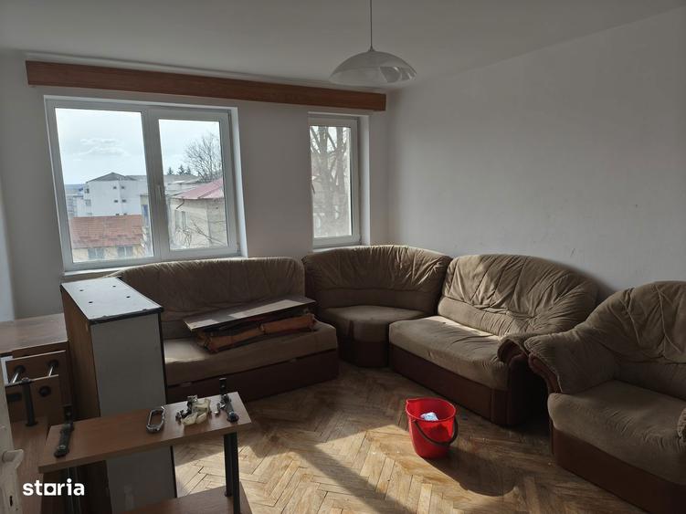 Octav Onicescu langa Parcul Mihai Eminescu piata Viilor Biserica Roset - 7