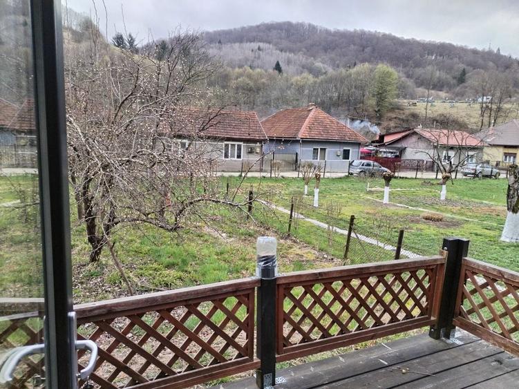 Vand casa cu teren Rusca Montana, CS - 7