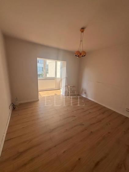 Apartament 3 camere &icirc;n zona Nicolae Titulescu - 7