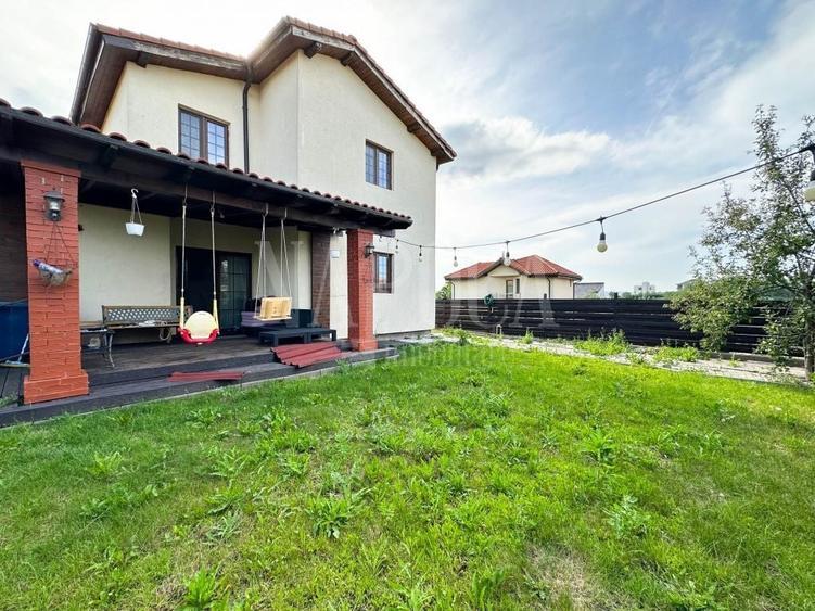 Casa 4 camere de vanzare in Dezmir - 3