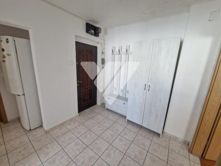 Apartament cu 2 camere decomandat, mobilat în Calea Dumbrăvii