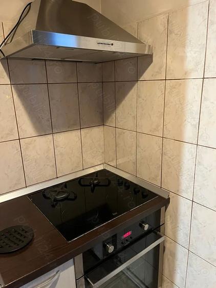 Apartament cu 3 camere decomandat, mobilat în Complex Studențesc