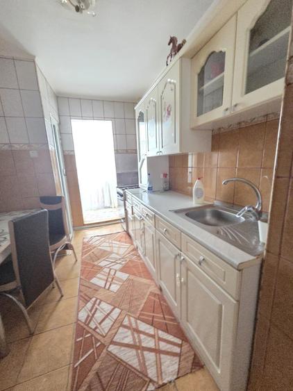 Apartament cu 2 camere decomandat în Mazepa 2