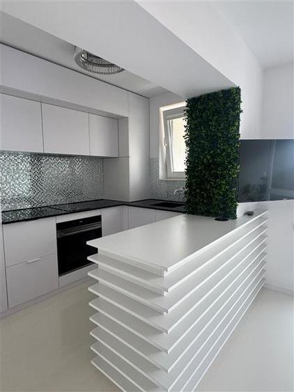 Apartament cu 2 camere decomandat în 22 Decembrie