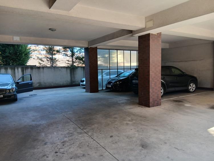 Apartament cu 2 camere decomandat în Km 5