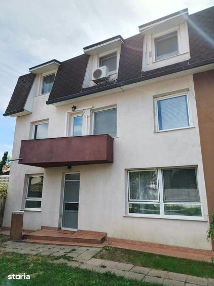 Casă cu 4 camere cu Teren 220 Mp în Calea București