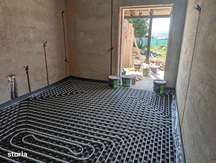 Casă cu 3 camere în Trebeș