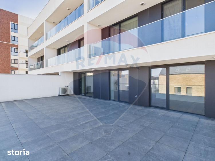 Apartament cu 4 camere în Central