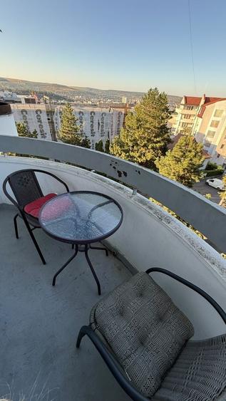Apartament cu 2 camere decomandat în Dosu Bricii