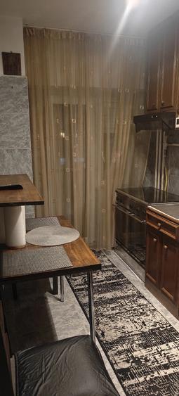 Apartament cu 2 camere decomandat în 9 Mai