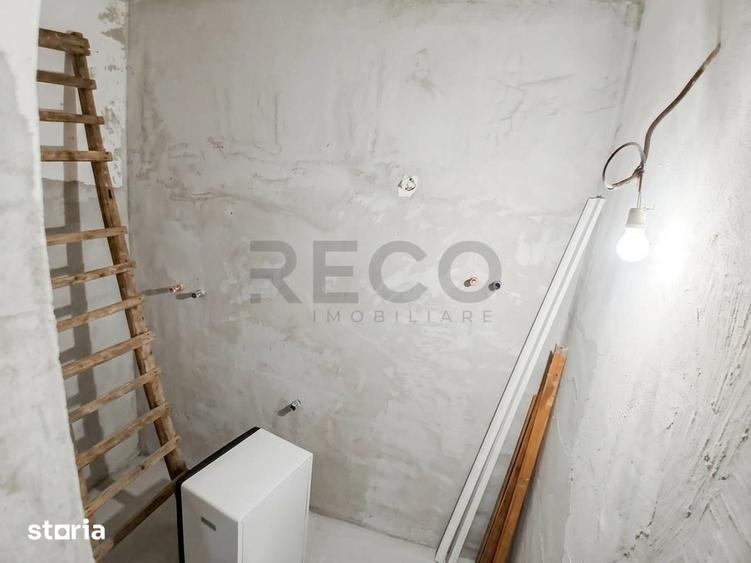 Casă cu 4 camere cu Teren 1439 Mp în Girișu de Criș