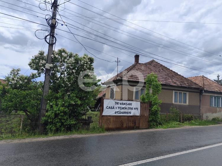 Casă individuală cu 5 camere cu Canalizare în Liteni