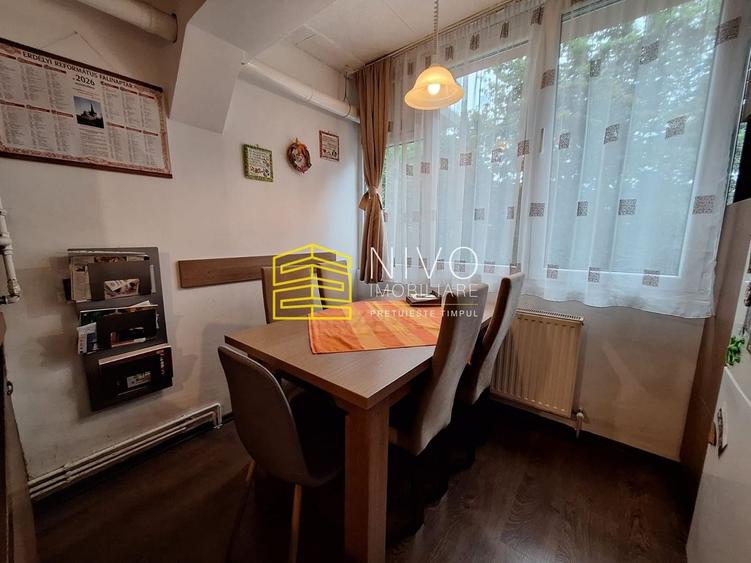 Apartament cu 3 camere decomandat, mobilat în Dâmbu Pietros
