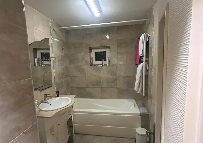 Vand apartament 3 camere sj doua bai str. Rovine - 3